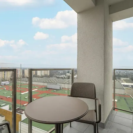 Apartment Unique 2-bedroom On The 10th Floor With Free Garage By Renters