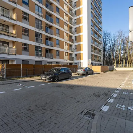 Unique 2-bedroom On The 10th Floor With Free Garage By Renters
